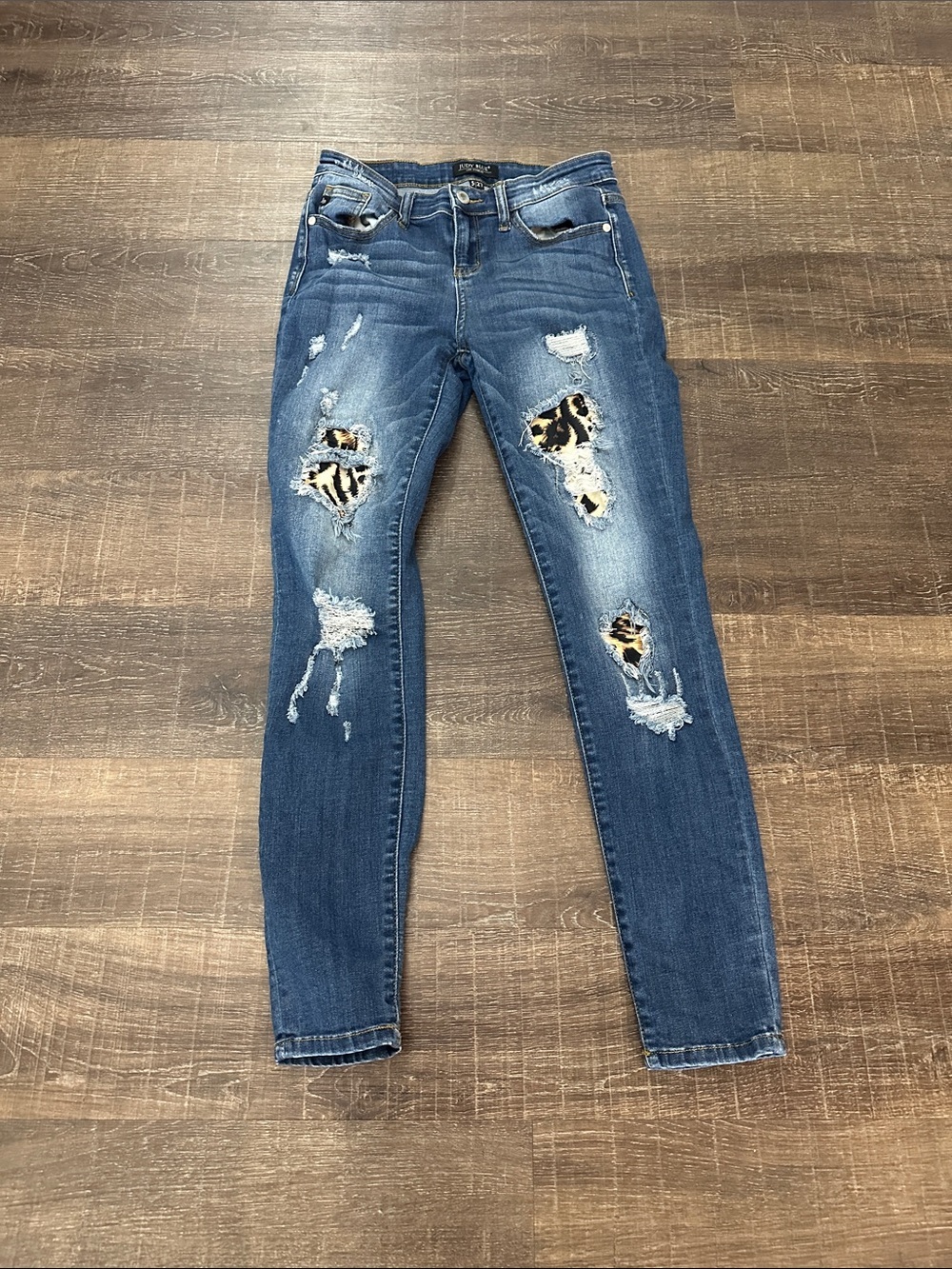 Judy Blue Distressed Animal Print Skinny Medium Blue Denim Jeans Size 5/27